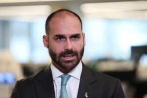 Fachin assume inquérito sobre Eduardo Bolsonaro
