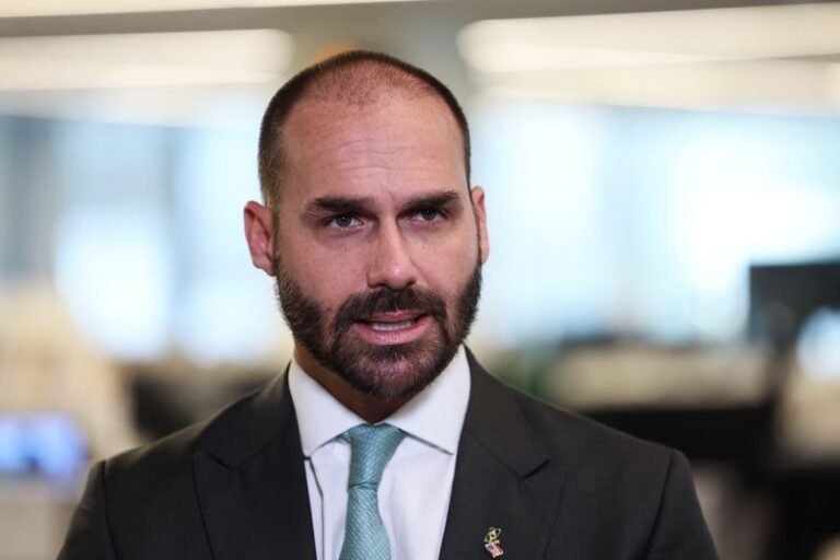 Fachin assume inquérito sobre Eduardo Bolsonaro