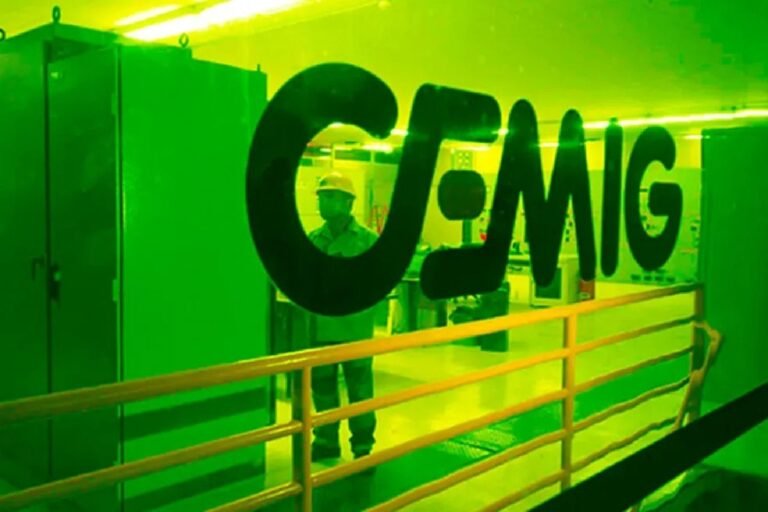 56% dos mineiros rejeitam privatização da Cemig