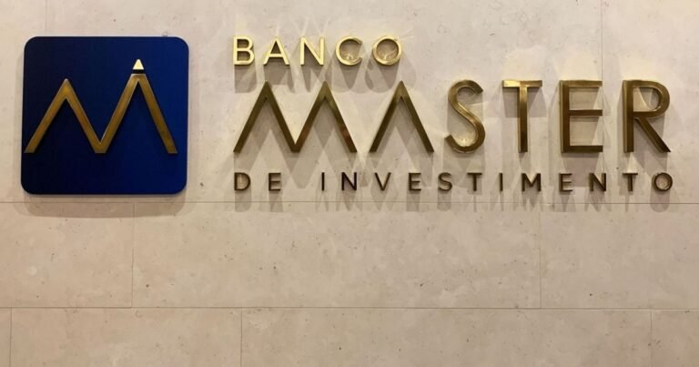 PF aponta manipulação de documentos do Banco Master