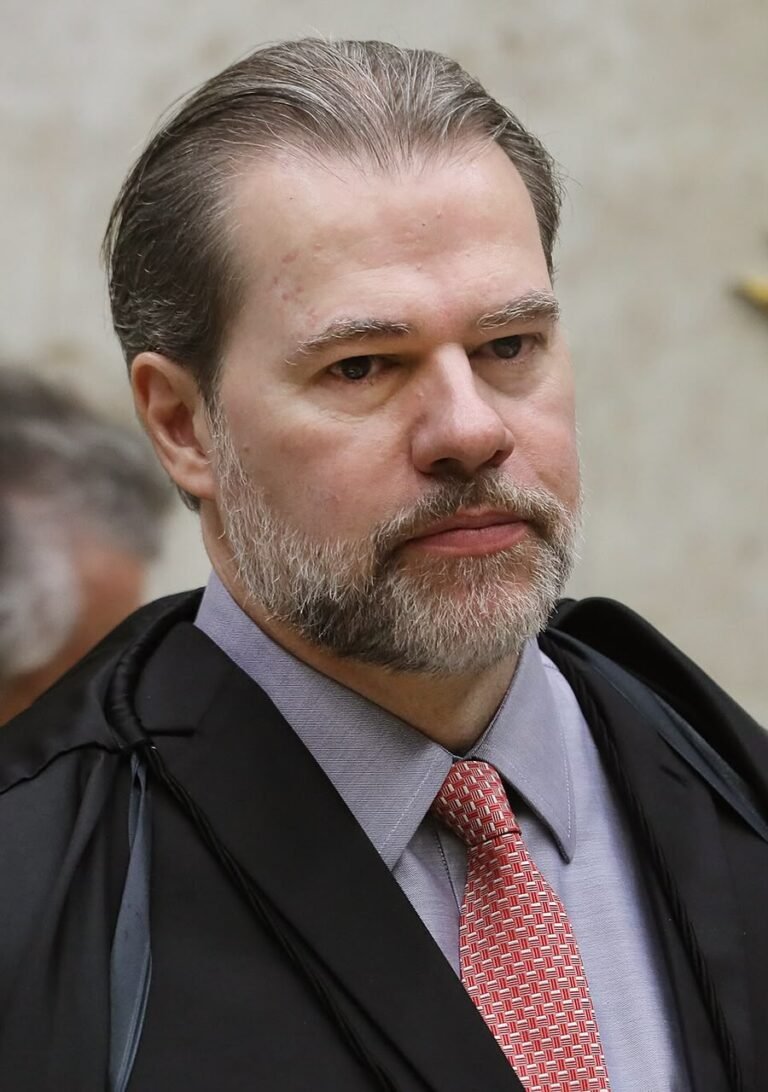 Uma nota oficial divulgada por Dias Toffoli colocou Alexandre