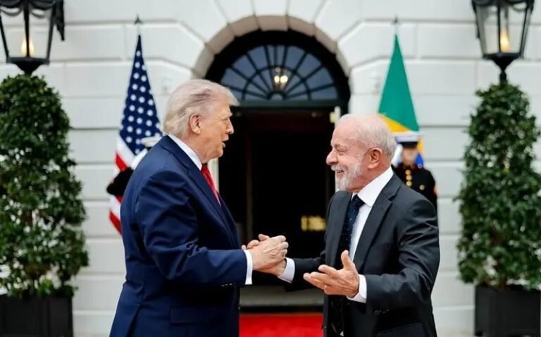 Trump pede Brasil a permitir dissidentes