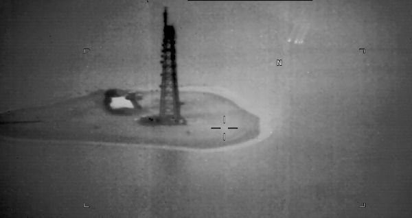 Plataforma militar registra seis OVNIs a 800 km/h