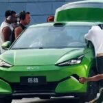 BYD exibe Dolphin Mini maior sem camuflagem