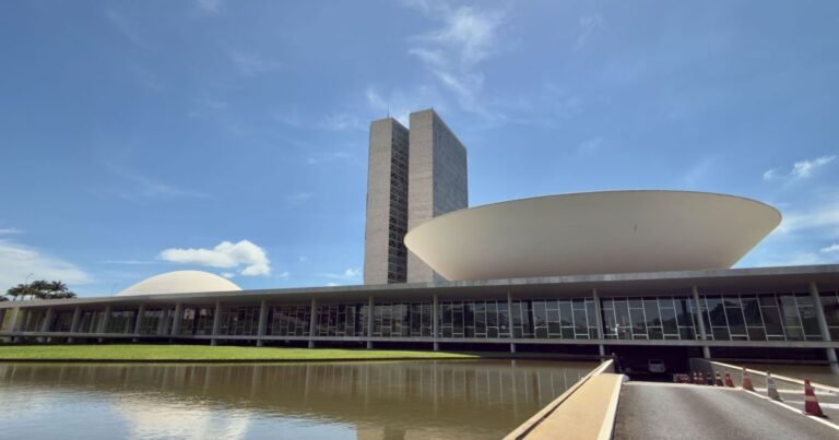 Datafolha revela avaliação negativa ao Congresso