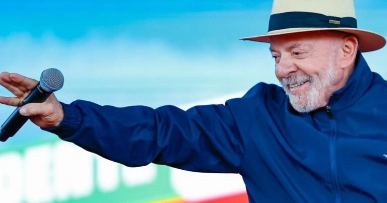 Lula intensifica campanha para eleitores indecisos