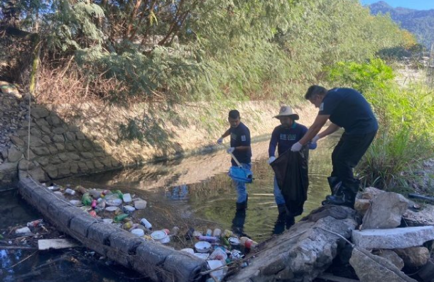 São Sebastião abre chamamento para ecobarreiras nos córregos