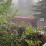 Aluvião arrasta carros, invade casas e deixa mais de 2 mil imóveis afetados no…