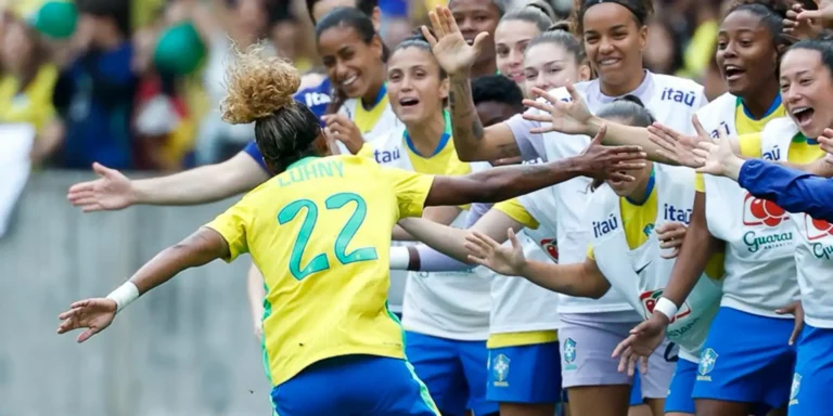 Seleção feminina faz 3 a 1 na Argentina