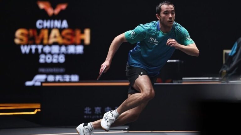 Hugo Calderano sofre virada e é eliminado na semifinal