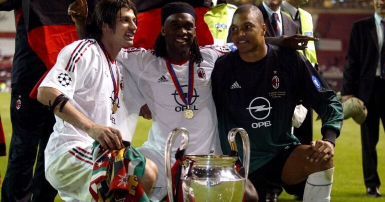 Conheça Seedorf, novo técnico do Corinthians e campeão