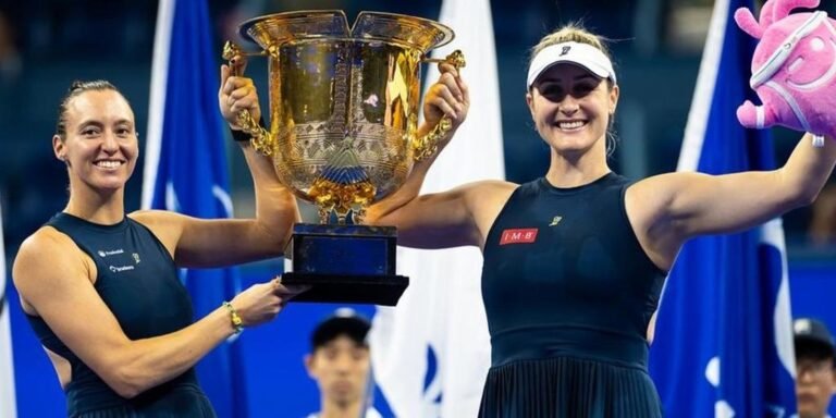 Dupla de Stefani fatura WTA 1000 de Pequim