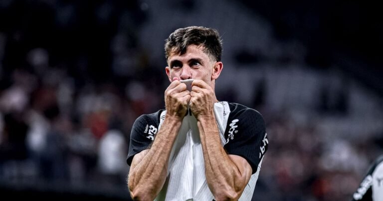 Gabriel Paulista abre o jogo sobre Seedorf no Corinthians