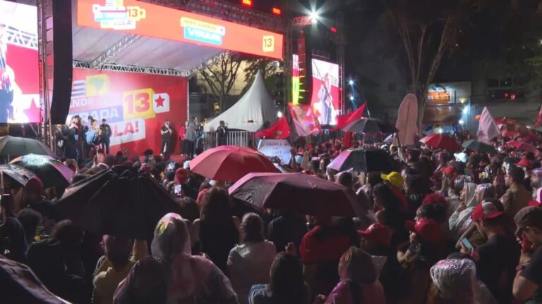 Manifestantes realizam protestos pró-Lula em 11 capitais nesta terça-feira