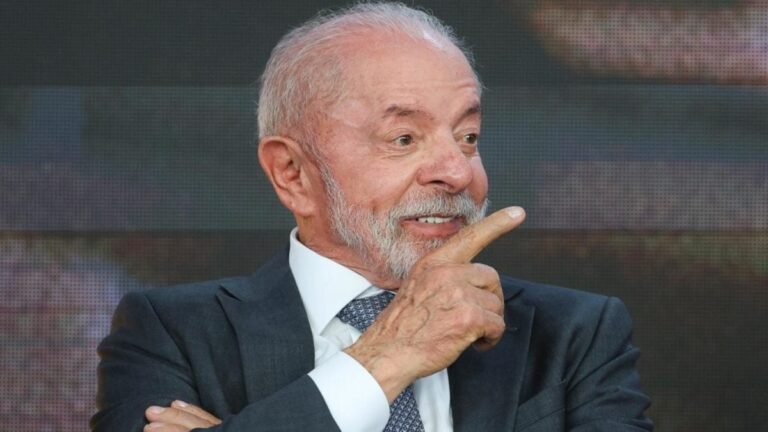 Campanha de Lula lança cartas direcionadas a evangélicos