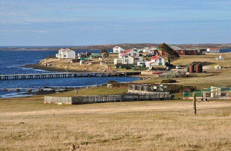 Exército britânico realiza exercício nas Malvinas