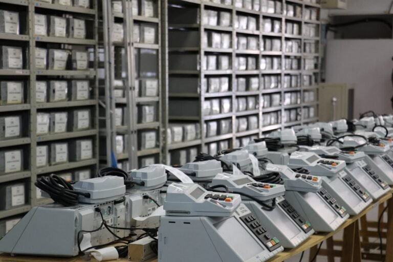 Estado de SP inicia preparação de 114 mil urnas