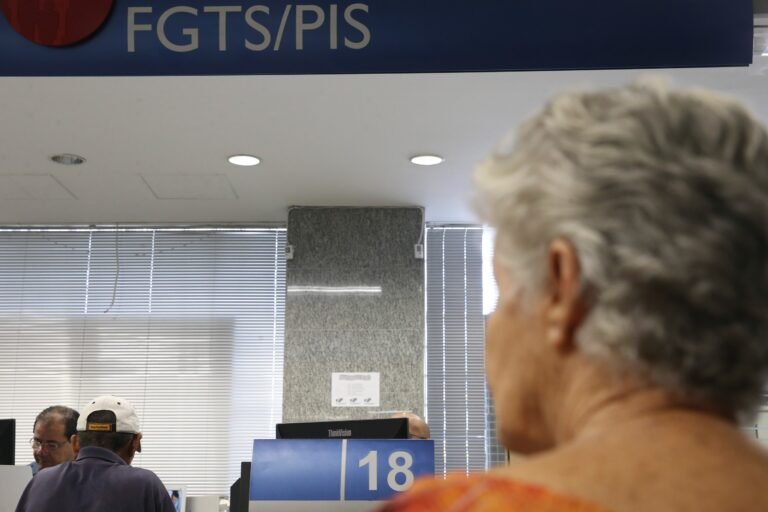 MTE inicia pagamento complementar do abono PIS/Pasep