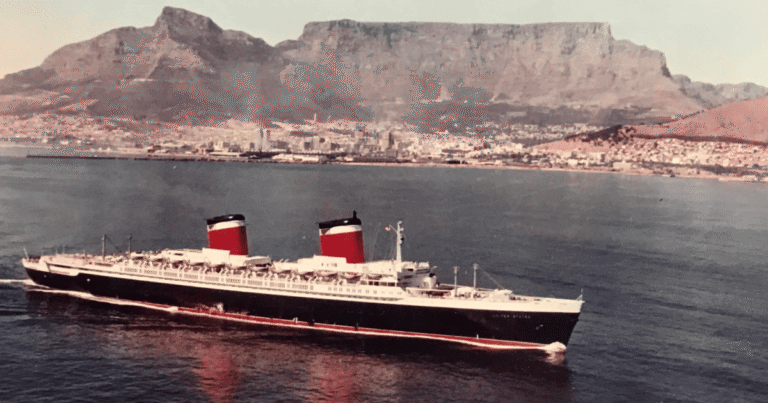 Por que os Estados Unidos vão afundar o navio