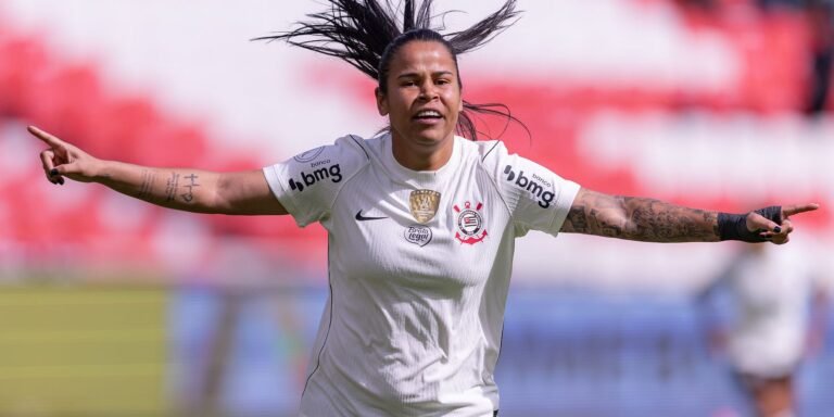 Corinthians vence Colo-Colo e abre Libertadores Feminina