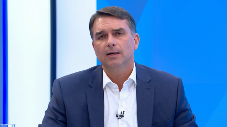 Flávio diz que Nunes Marques também deve estar “abaixo