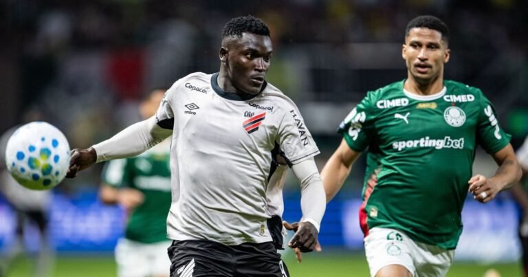 Palmeiras tenta assumir liderança ao enfrentar Athletico-PR