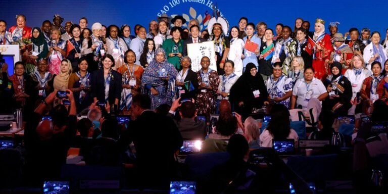 Pescadoras brasileiras recebem título de heróinas em premiação