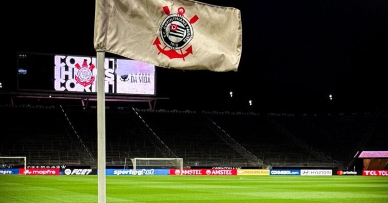 Corinthians x Vitória: horário e onde assistir ao jogo do Brasileirão