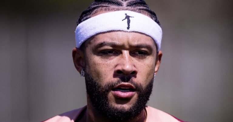 Memphis e Gabriel Paulista viram dúvidas no Corinthians