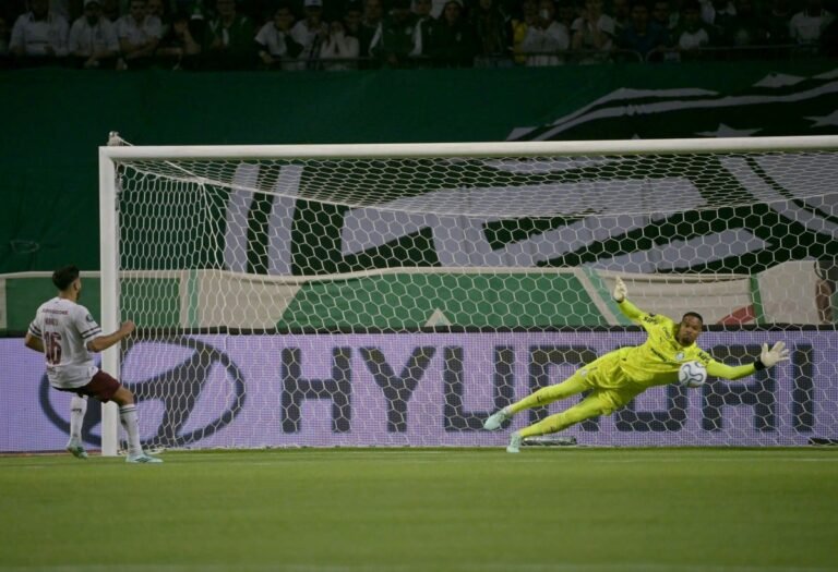 Palmeiras elimina o Fluminense nos pênaltis e vai