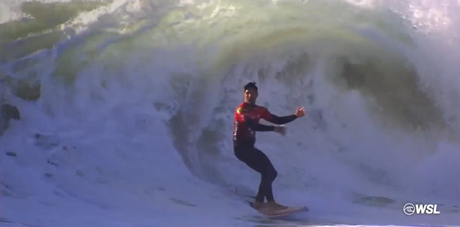 Gabriel Medina é vice-campeão em Portugal.