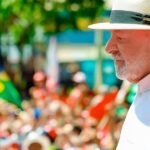 Lula enfrenta confusão com PM em caminhada