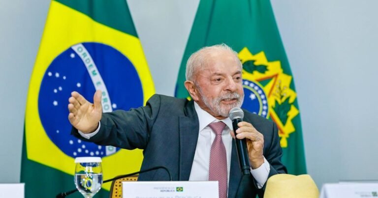 Flávio lidera com 47,03% contra Lula